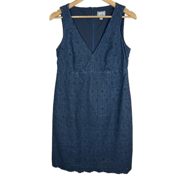 ECI DENIM Eyelet Flower Embroidered Detailing Mini V-Neck Sleeveless Dress Sz 4 - Picture 1 of 7